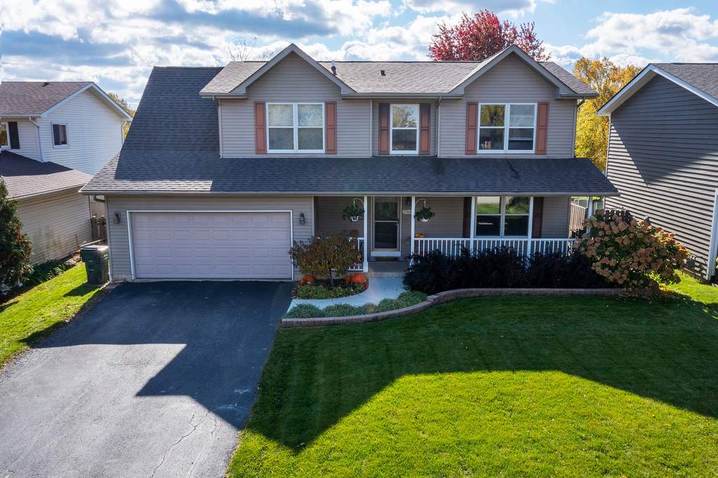 25145 W Lake Parkway, Wauconda, IL 60084 MLS 11263301 properties