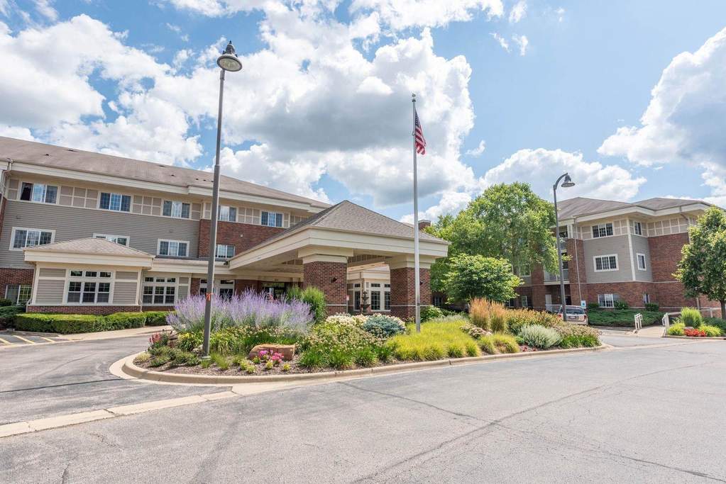 801 N Mclean Boulevard 310, Elgin, IL 60123 MLS 11267178