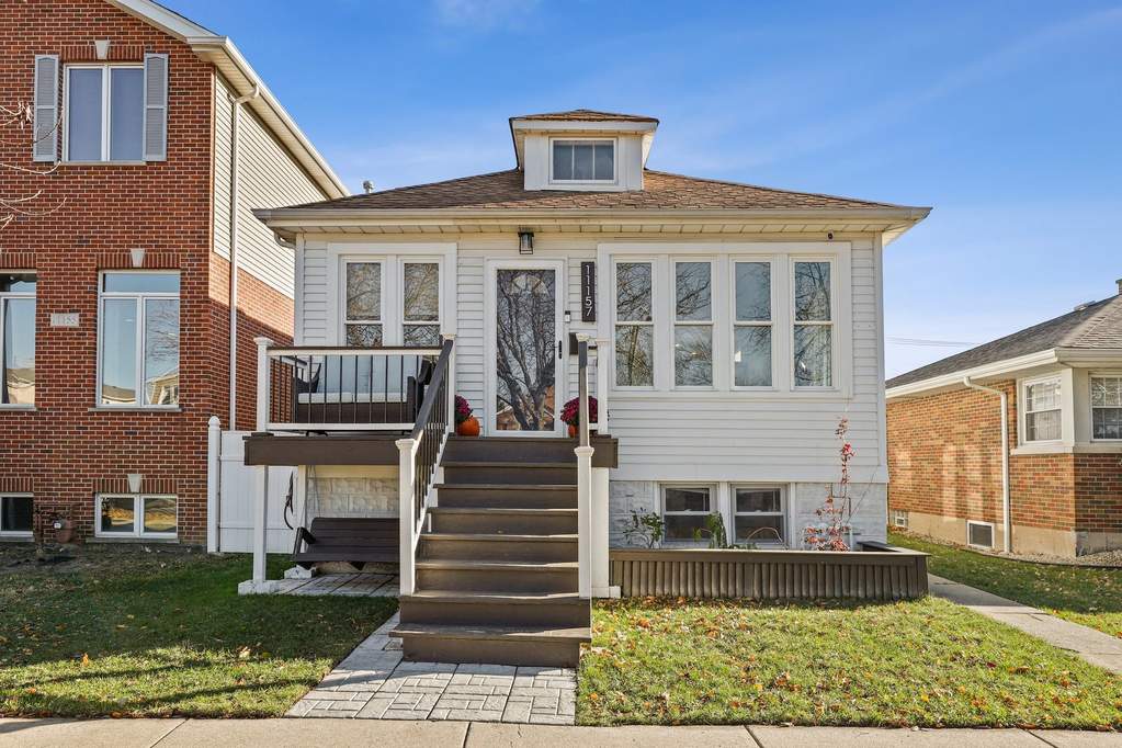 11157 S Sawyer Avenue, Chicago, IL 60655 MLS 11274929 properties