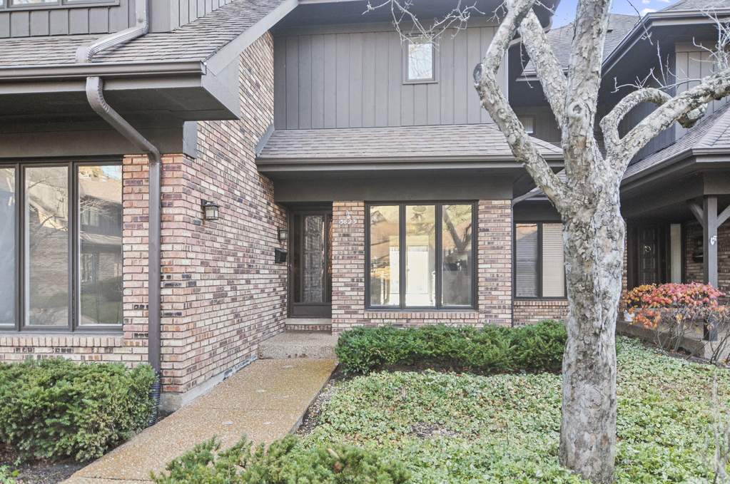 3823 Mission Hills Road, Northbrook, IL 60062 MLS 11292479