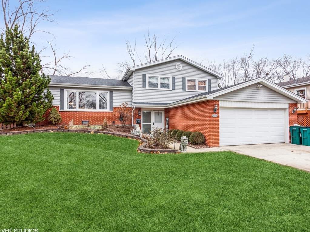 1022 Willow Lane, Darien, IL 60561 MLS 11300124 properties Chicagoland