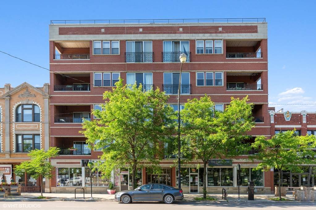 3131 W Logan Boulevard 2B, Chicago, IL 60647 MLS 11301674 properties Chicagoland