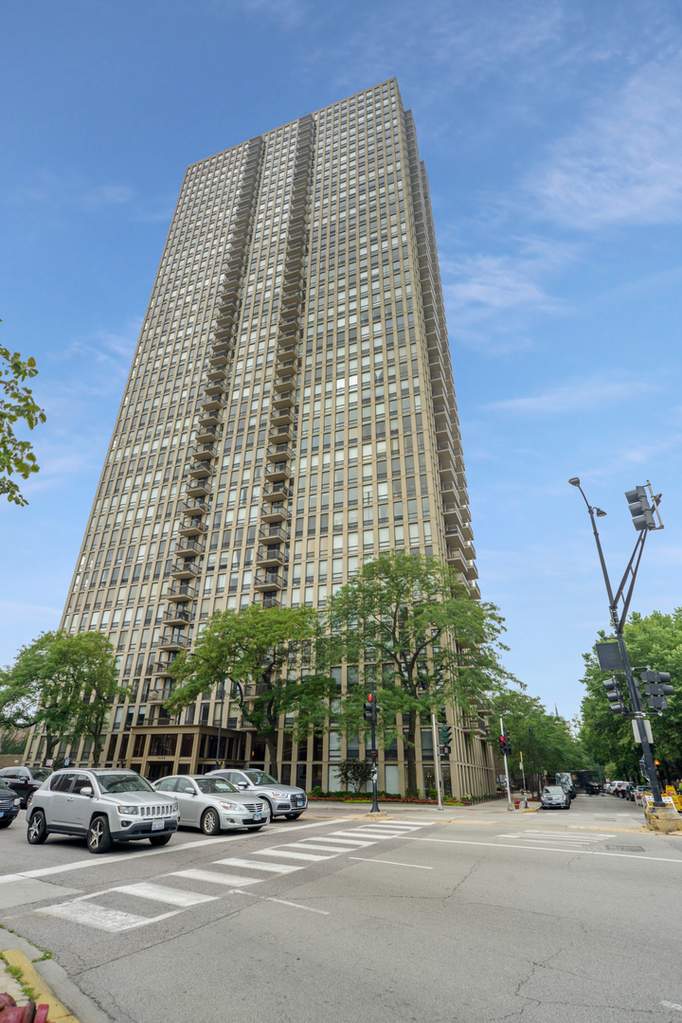 1660 N Lasalle Street 1901, Chicago, IL 60614 MLS 11304529