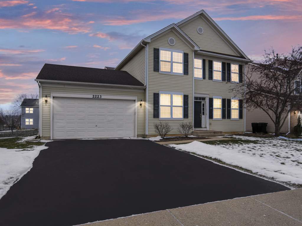 2223 Trailside Lane, Wauconda, IL 60084 MLS 11316413 properties