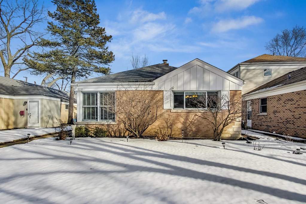 8231 Hamlin Avenue, Skokie, IL 60076 MLS 11322080 properties