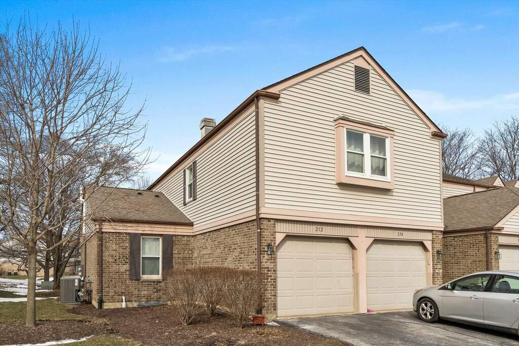 212 Benham Court 212, St. Charles, IL 60174 MLS 11326143 properties Chicagoland