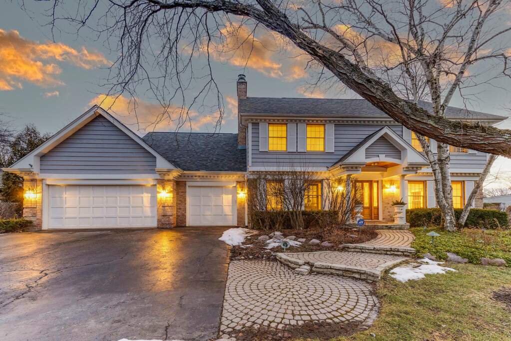 115 Surrey Lane, Lincolnshire, IL 60045 MLS 11336572 properties