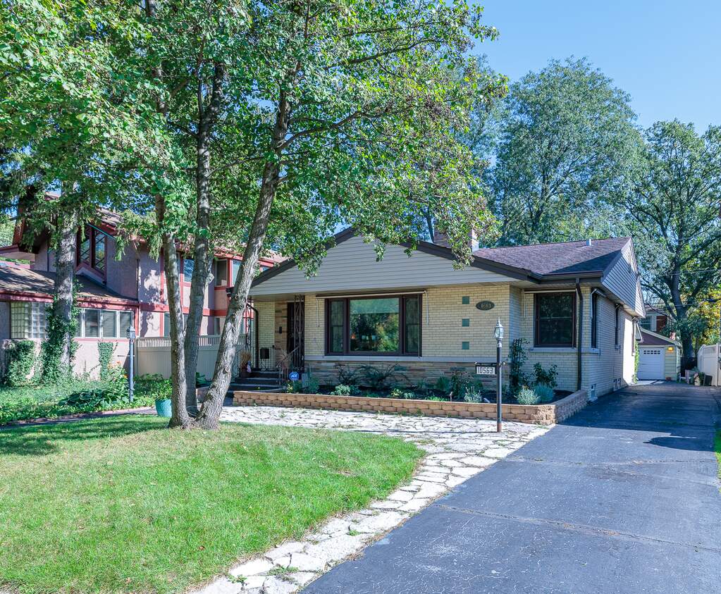 10563 S Longwood Drive, Chicago, IL 60643 MLS 11352991 properties