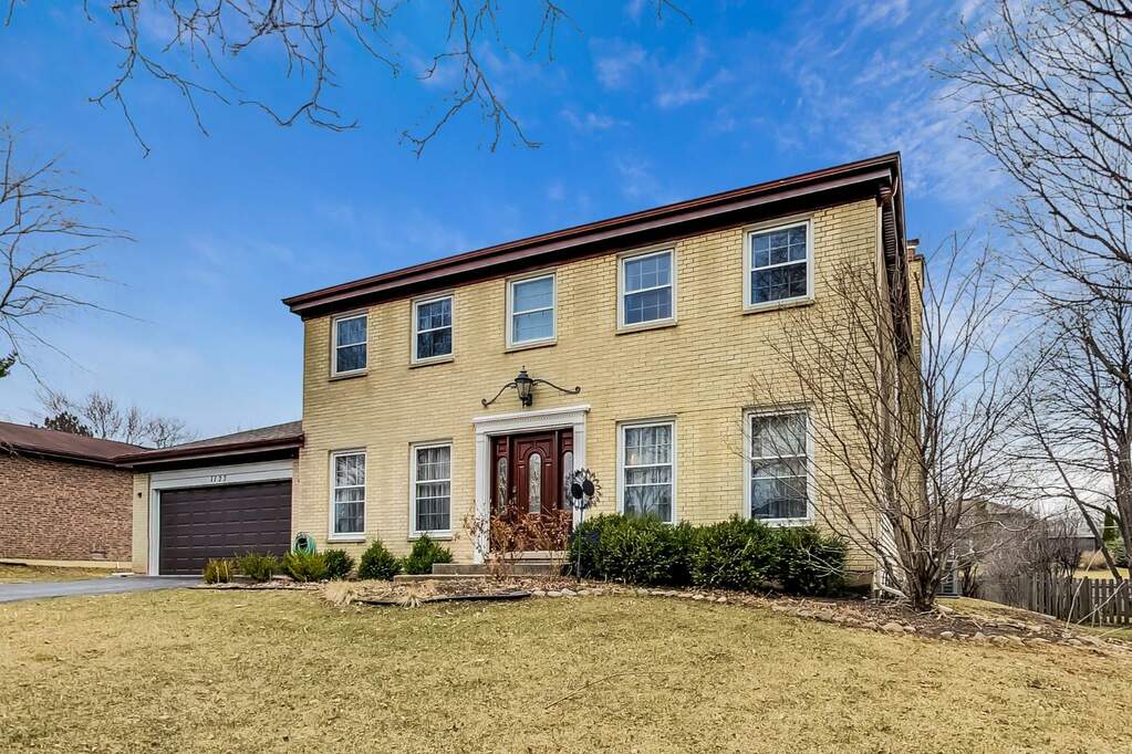 1122 S Plum Tree Lane, Palatine, IL 60067 MLS 11353496 properties