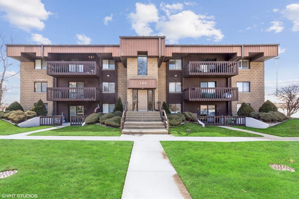 105 Caterpillar Drive 3D, Joliet, IL 60436 MLS 11355332