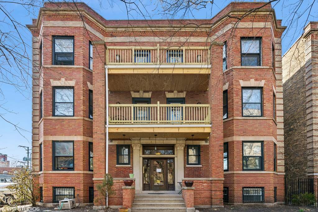 4618 N Racine Avenue 1F, Chicago, IL 60640 MLS 11358614 properties Chicagoland