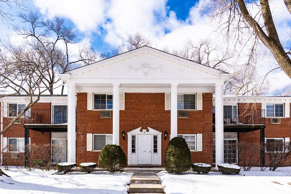 110 N Dryden Place 2C, Arlington Heights, IL 60004 MLS 11360118