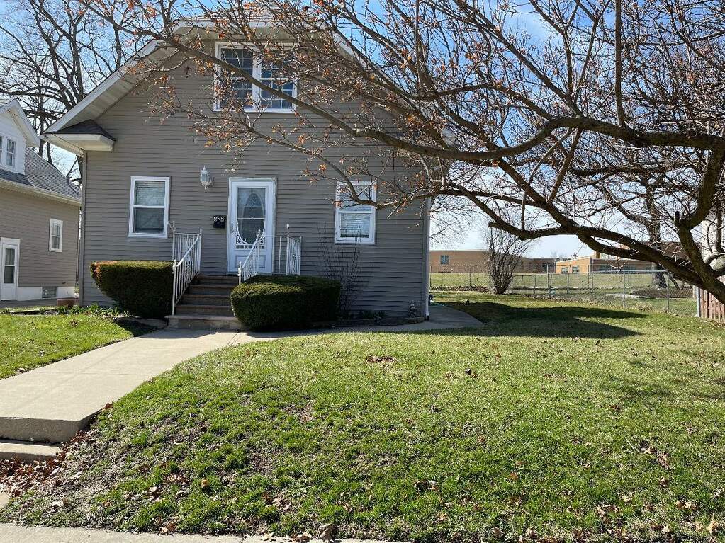 622 Hill Avenue, Elgin, IL 60120 MLS 11364010 properties Chicagoland