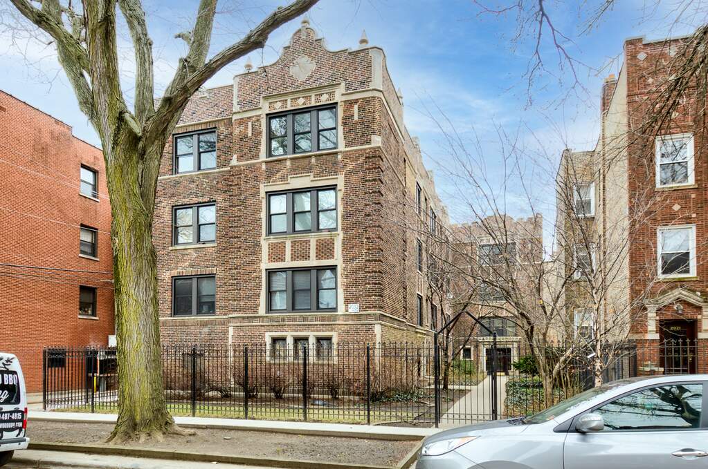 2017 W Farragut Avenue 1, Chicago, IL 60625 MLS 11373743