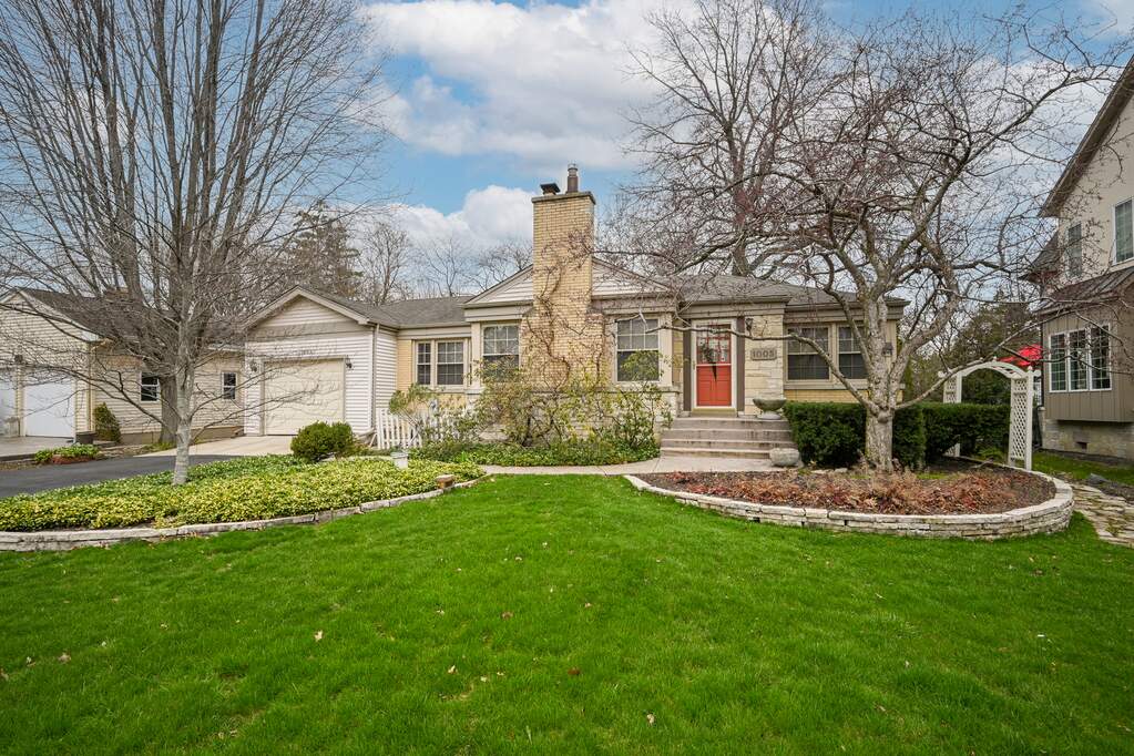 1005 S Main Street, Wheaton, IL 60189 MLS 11381927 properties