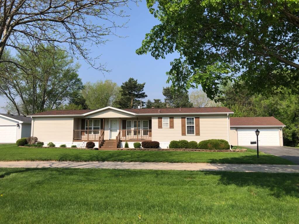 801 Cayuga Trail, Marengo, IL 60152 MLS 11402060 properties