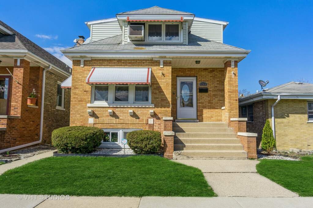 5704 W Newport Avenue, Chicago, IL 60634 MLS 11402411 properties Chicagoland