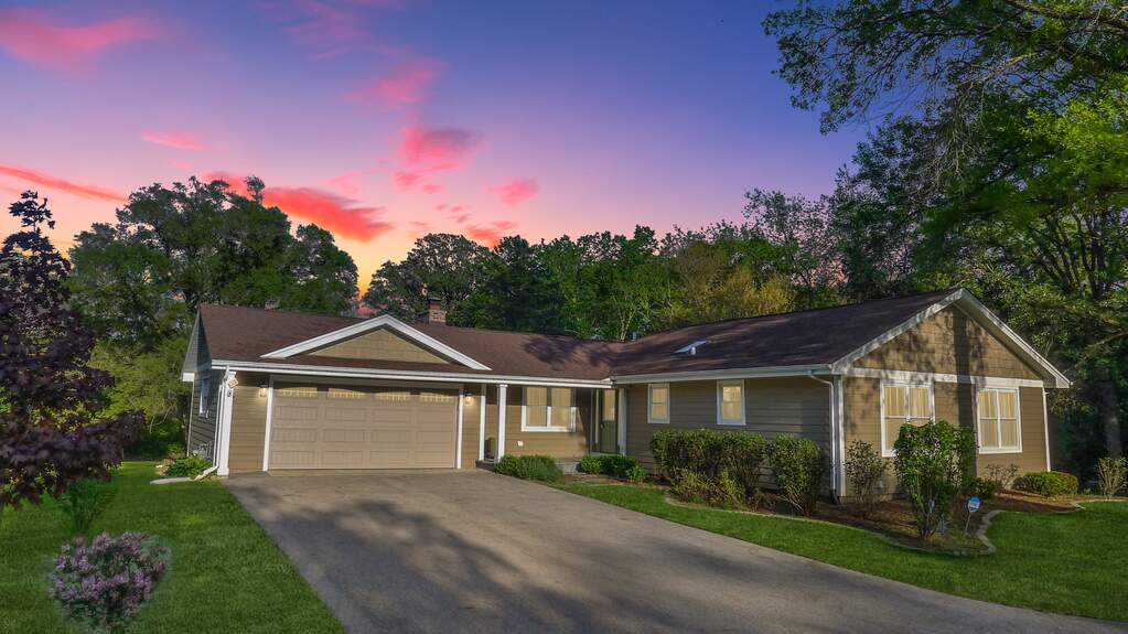 12323 S Wolf Road, Palos Park, IL 60464 MLS 11410558 properties Chicagoland