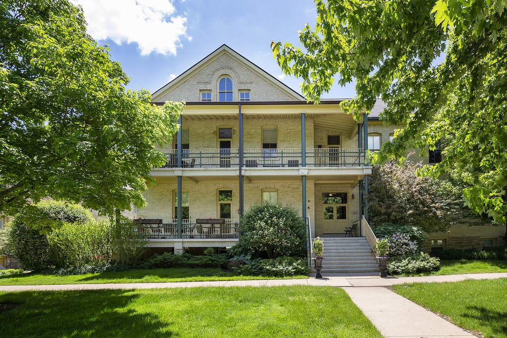 344 Leonard Wood S 105, Highland Park, IL 60035 MLS 11424061