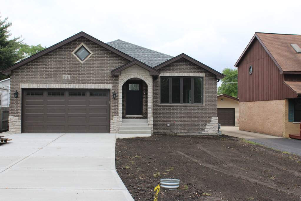 11439 S Normandy Avenue, Worth, IL 60482 MLS 11428043 properties Chicagoland