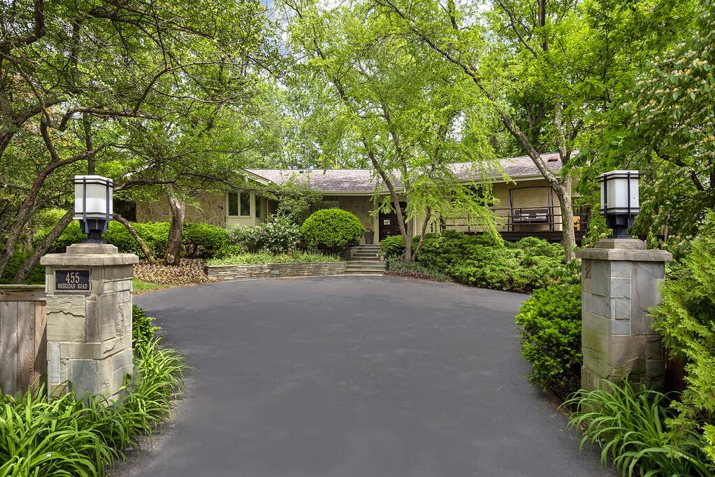 455 Sheridan Road, Glencoe, IL 60022 MLS 11428583 properties