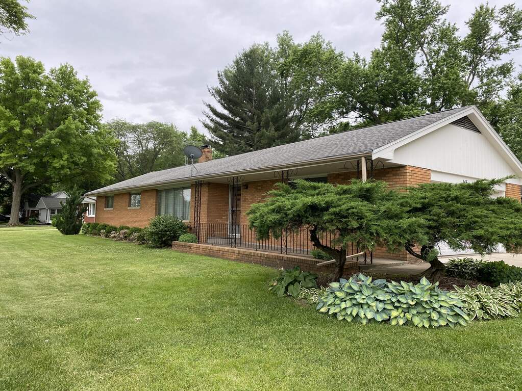 146 Eastview Drive, Normal, IL 61761 MLS 11431531 properties Chicagoland