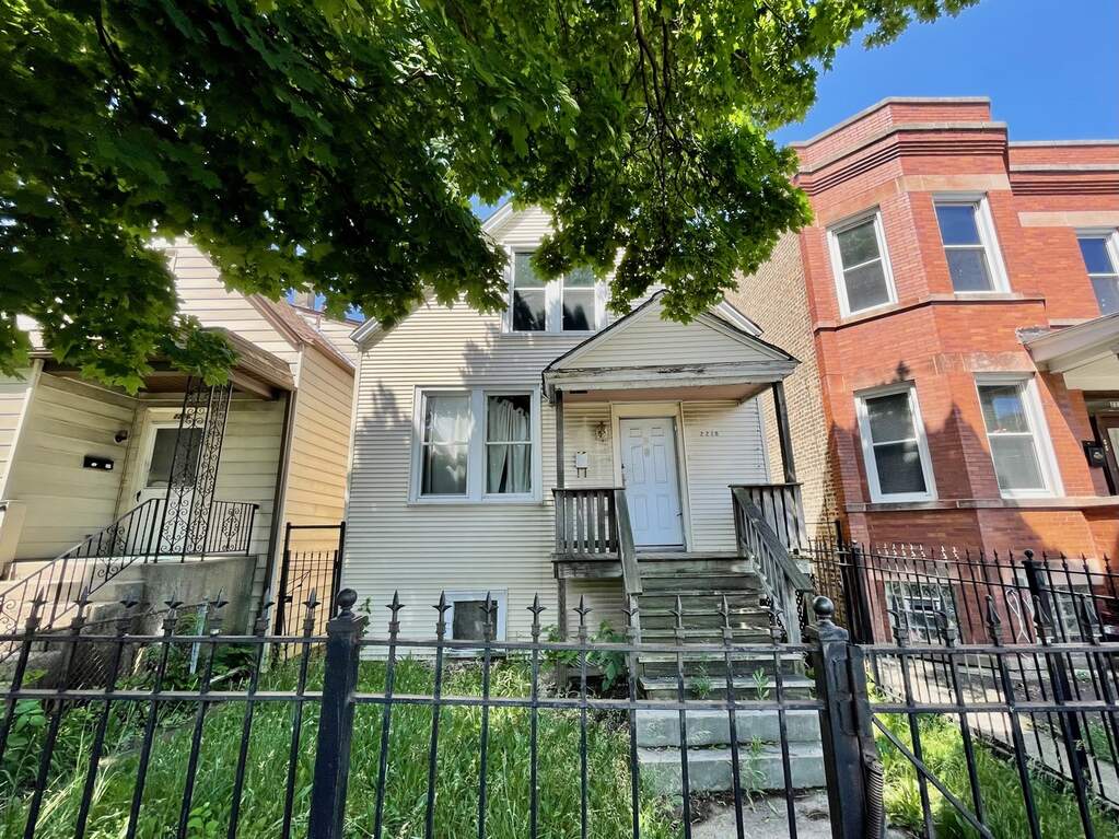 2218 N Keeler Avenue, Chicago, IL 60639 MLS 11434706 properties Chicagoland