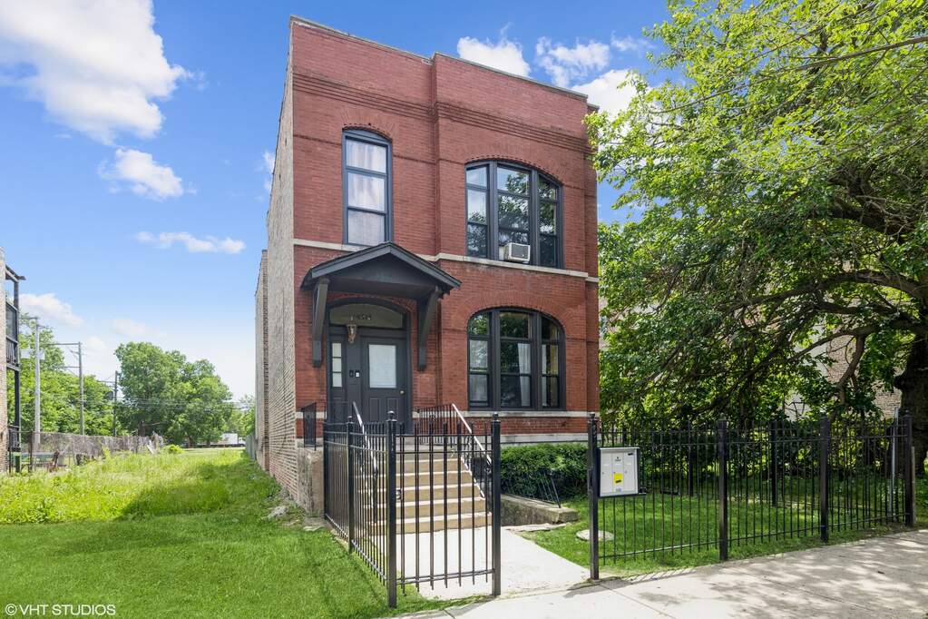 4519 S Saint Lawrence Avenue, Chicago, IL 60653 MLS 11437731