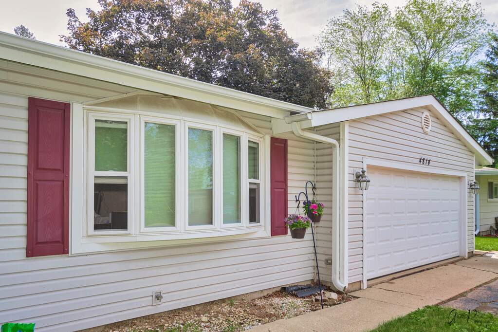 4814 Gregory Street, Mchenry, IL 60051 MLS 11438016 properties Chicagoland