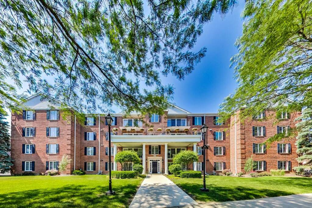 326 Park Avenue 34, Clarendon Hills, IL 60514 MLS 11439453