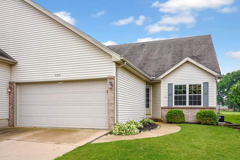 465 Beechwood Court, Normal, IL 61761 MLS 11439974 properties