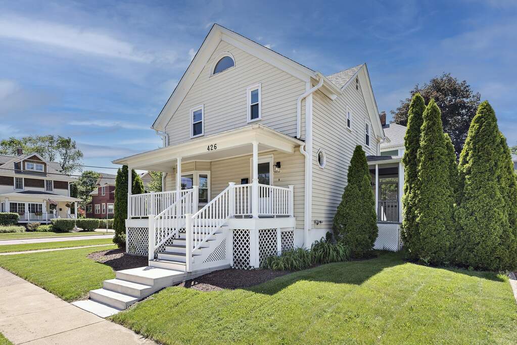 426 S Hale Street, Wheaton, IL 60187 MLS 11441439 properties