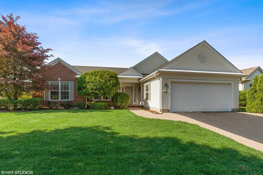 13217 Bittersweet Lane, Huntley, IL 60142 MLS 11444325 properties Chicagoland