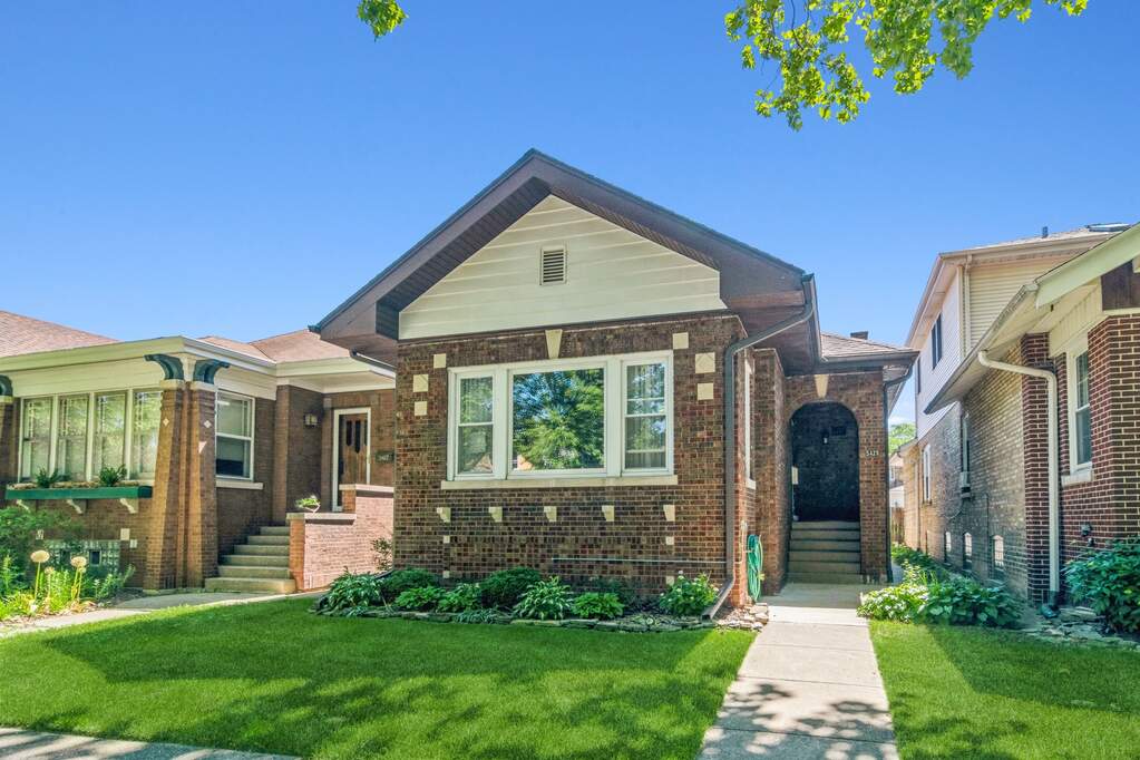 5425 N Bernard Street, Chicago, IL 60625 MLS 11444912 properties Chicagoland