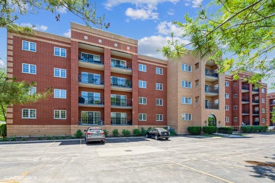 59 S Hale Street 204, Palatine, IL 60067 MLS 11446037 properties