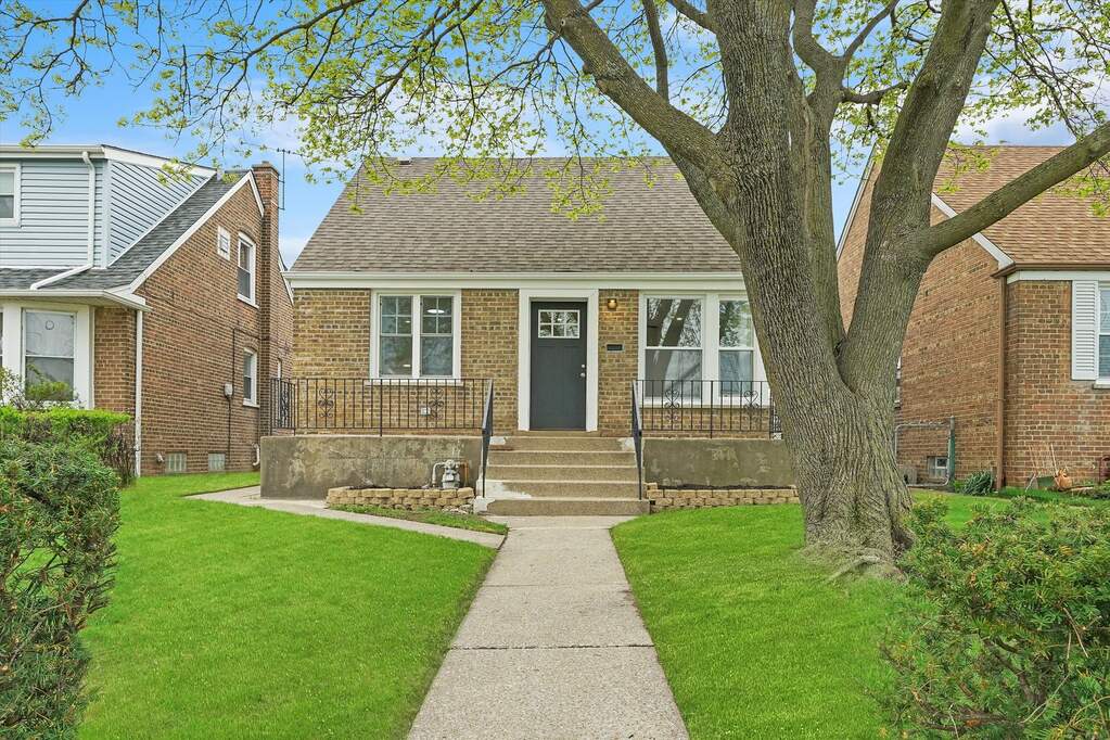 11054 S State Line Road, Chicago, IL 60617 MLS 11447864