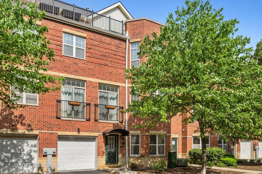 3252 N Anchor Drive 4G, Chicago, IL 60618 MLS 11448927