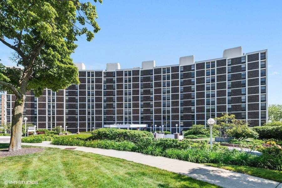 1500 Sheridan Road 1A, Wilmette, IL 60091 MLS 11453159