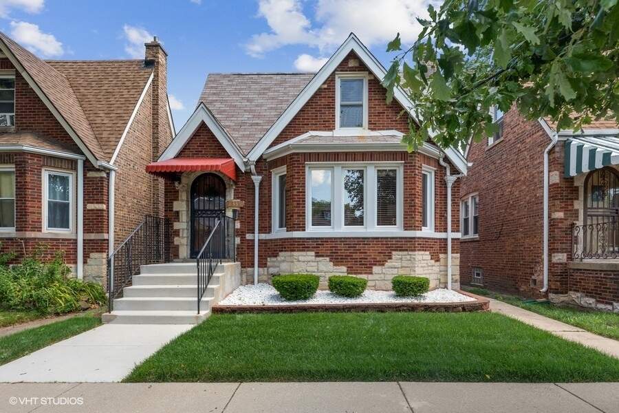 8335 S Yates Boulevard, Chicago, IL 60617 MLS 11456134 properties