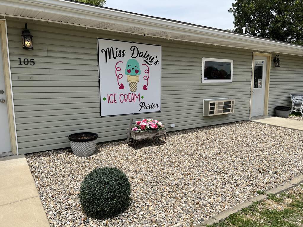 105 Market Street Sidell, Illinois 61876 MLS 11457336 properties