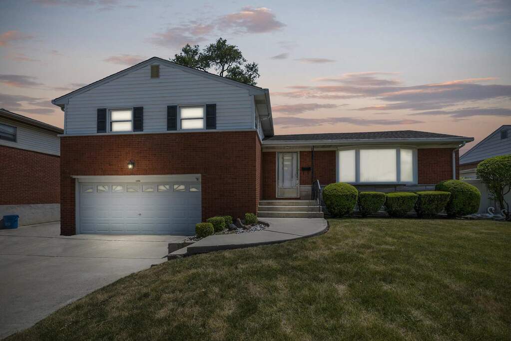 1206 Helen Drive Melrose Park, Illinois 60160 MLS 11459902 properties