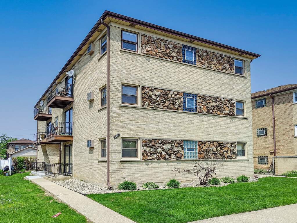 2742 N 73rd Court 1, Elmwood Park, IL 60707 MLS 11460018