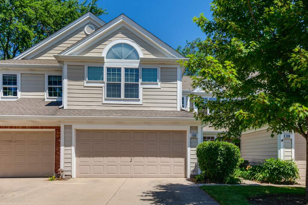 126 Woodstone Drive, Buffalo Grove, IL 60089 MLS 11463371