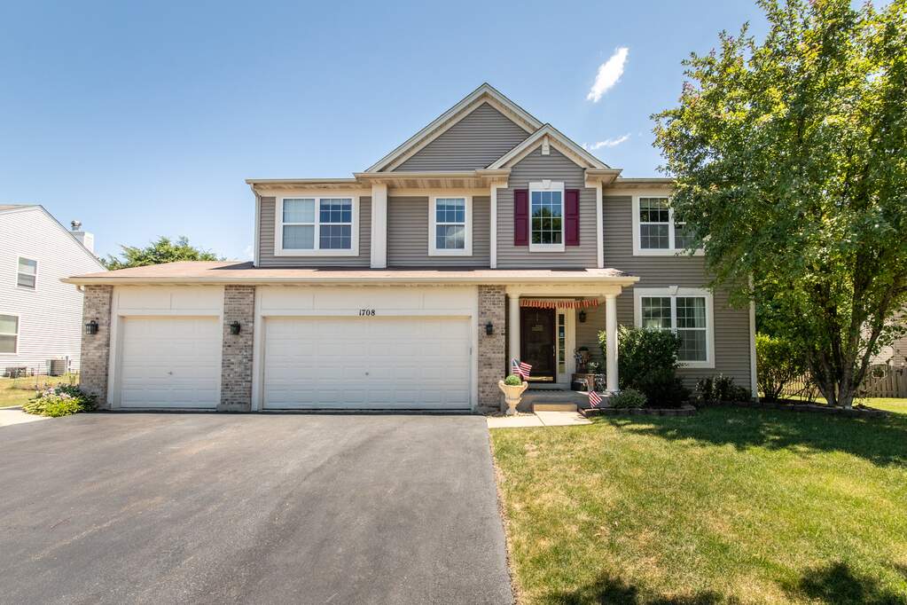 1708 Balmoral Lane, Montgomery, IL 60538 MLS 11465132 properties