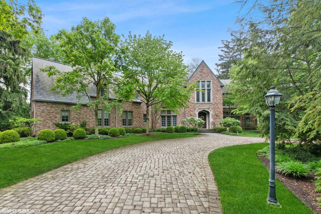 964 Lake Road, Lake Forest, IL 60045 MLS 11465259 properties