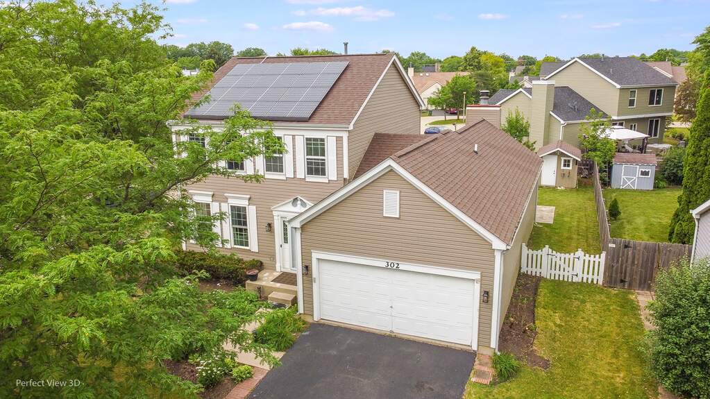 302 Buckingham Drive, Grayslake, IL 60030 MLS 11465761 properties