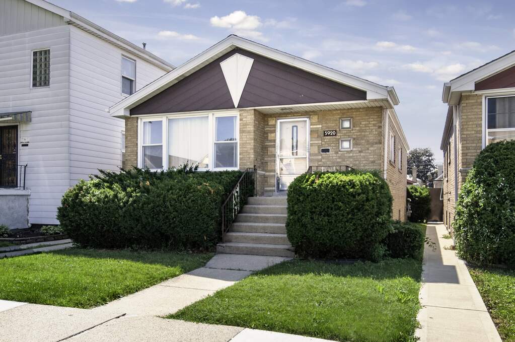 5920 S Keeler Avenue, Chicago, IL 60629 MLS 11469206 properties Chicagoland