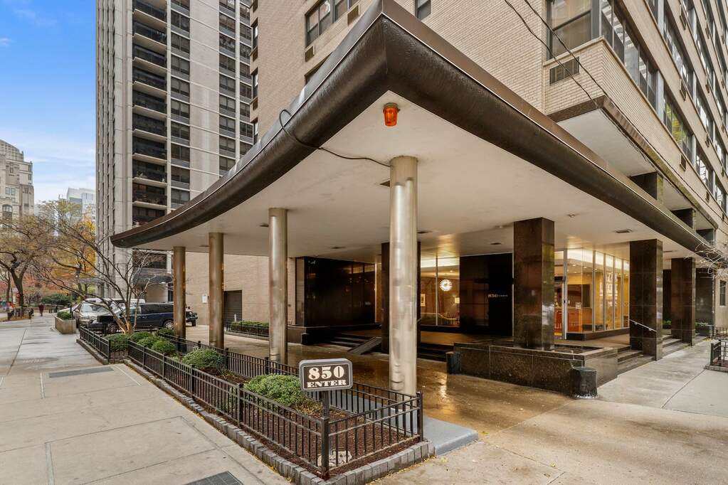 850 N Dewitt Place 13AC, Chicago, IL 60611 MLS 11469602