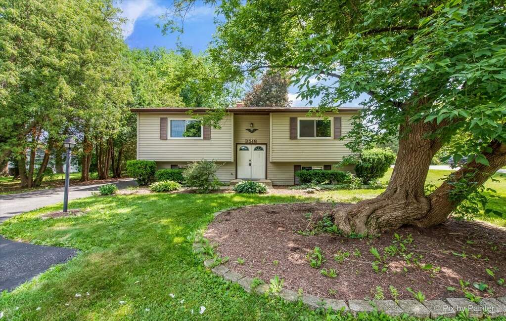 3518 Woodland Circle S, Island Lake, IL 60042 MLS 11469649