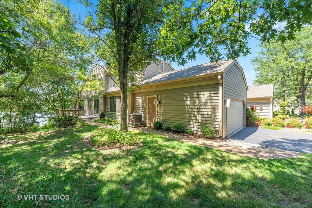 265 W North Bay Court, Lake Barrington, IL 60010 MLS 11472643